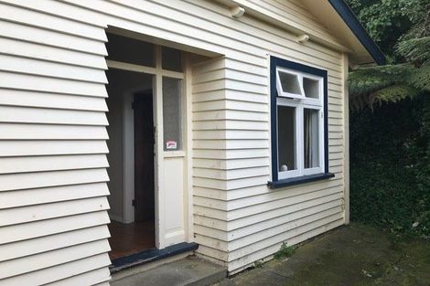 Photo of property in 18 Asquith Terrace, Brooklyn, Wellington, 6021