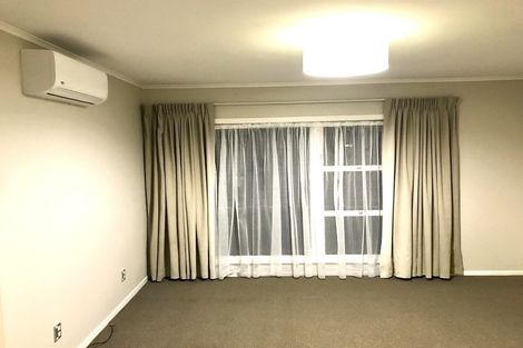 Photo of property in 101 Stanley Road, Glenfield, Auckland, 0629