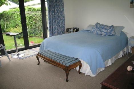 Photo of property in 82a Bryndwr Road, Bryndwr, Christchurch, 8052