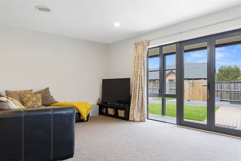 Photo of property in 2 Raymond Orr Meadows, Rangiora, 7400