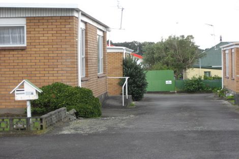 Photo of property in 58b Young Street, New Plymouth, 4310