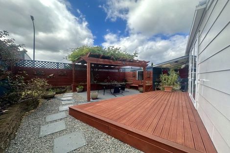 Photo of property in 22 Denver Grove, Totara Park, Upper Hutt, 5018