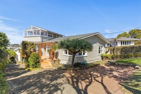 Photo of property in 86 Hastings Road, Mairangi Bay, Auckland, 0630