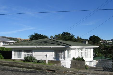 Photo of property in 12 Catherine Crescent, Paparangi, Wellington, 6037