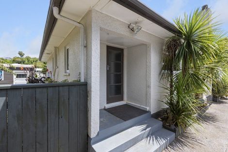 Photo of property in 475a Saint Aubyn Street, Moturoa, New Plymouth, 4310