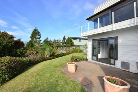 Photo of property in 22 Wentwood Place, Torbay, Auckland, 0630