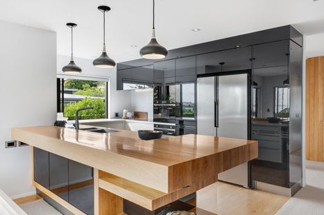 Photo of property in 3 Trident Place, Shelly Park, Auckland, 2014