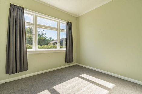 Photo of property in 5 Moore Street, Milton, 9220