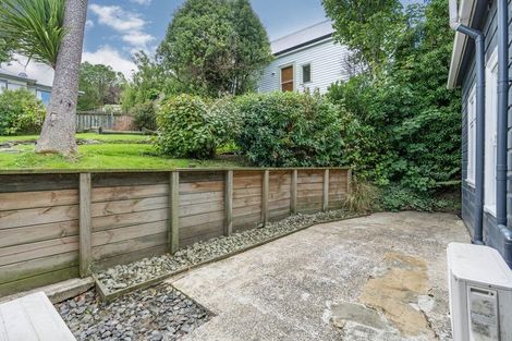 Photo of property in 24 Neidpath Road, Mornington, Dunedin, 9011