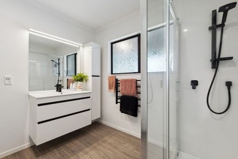 Photo of property in 9 Erin Street, Hawera, 4610