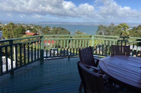 Photo of property in 70 Hadfield Street, Beach Haven, Auckland, 0626