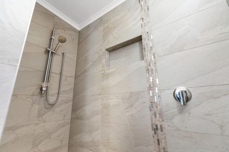 Photo of property in 209 Ballintoy Park Drive, Welcome Bay, Tauranga, 3175