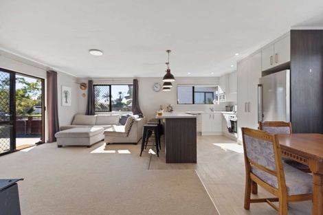 Photo of property in 15 Kanuka Place, Edgecumbe, 3120