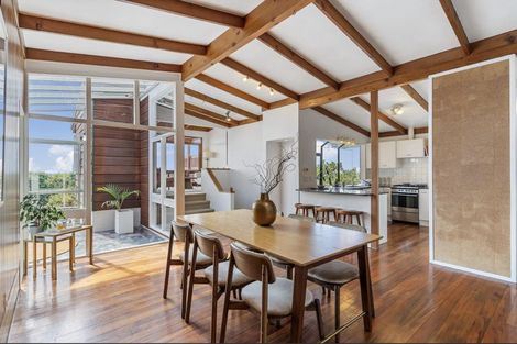 Photo of property in 69 Potter Avenue, Northcote, Auckland, 0627