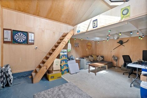 Photo of property in 6 Shortland Street, Regent, Whangarei, 0112