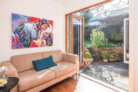 Photo of property in 78 Mortimer Terrace, Brooklyn, Wellington, 6021