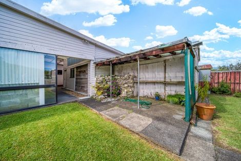 Photo of property in 53 Valley Road, Hikurangi, 0114