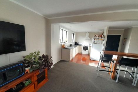 Photo of property in 15 West Street, Tuakau, 2121