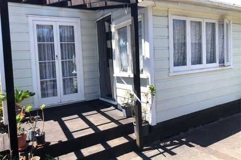 Photo of property in 3/45 East Street, Papakura, 2110