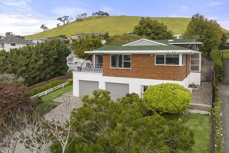 Photo of property in 61 Taylor Road, Mangere Bridge, Auckland, 2022