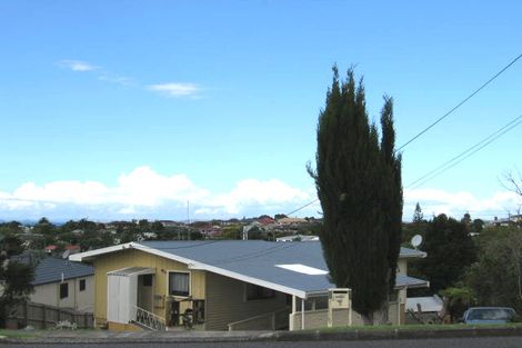 Photo of property in 35 Deep Creek Road, Waiake, Auckland, 0630