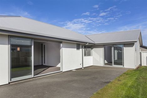 Photo of property in 6 Kingsbridge West, Burwood, Christchurch, 8083