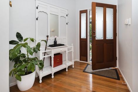 Photo of property in 12 Fordyce Avenue, Sunnyhills, Auckland, 2010