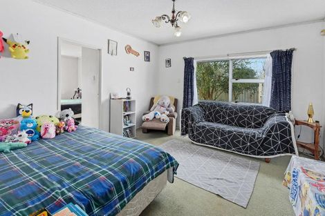 Photo of property in 2725 State Highway 1, Ruakaka, Whangarei, 0171