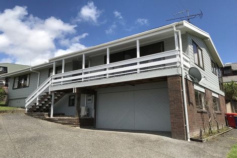 Photo of property in 31 Marina View Drive, West Harbour, Auckland, 0618