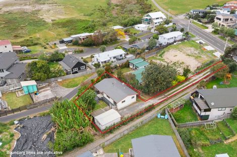 Photo of property in 1335b Papamoa Beach Road, Papamoa Beach, Papamoa, 3118