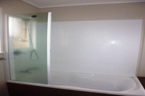 Photo of property in 2/43 East Street, Papakura, 2110