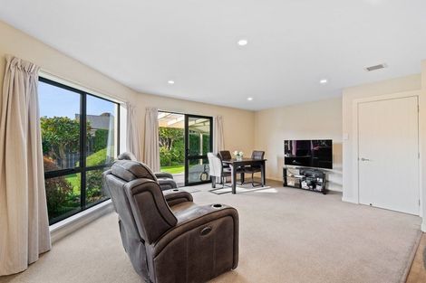 Photo of property in 9 Mallard Place, Mosgiel, 9024