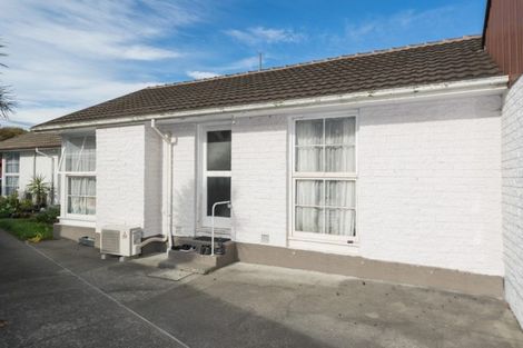 Photo of property in 2/89 Hills Road, Edgeware, Christchurch, 8013