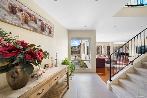 Photo of property in 78 Medallion Drive, Oteha, Auckland, 0632