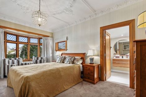 Photo of property in 17 Moreton Road, Carterton, 5713