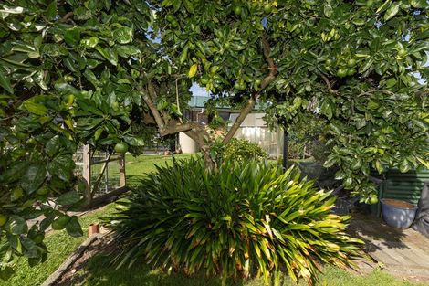 Photo of property in 70 Great South Road, Huntly, 3700