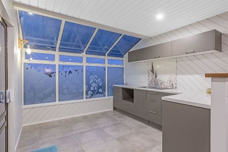 Photo of property in 5 Trevor Terrace, Paremata, Porirua, 5024