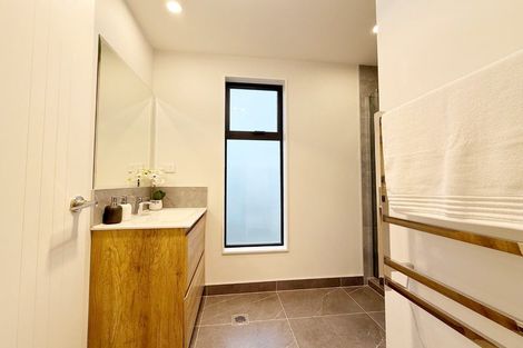 Photo of property in 1/46 Normandy Place, Henderson, Auckland, 0610