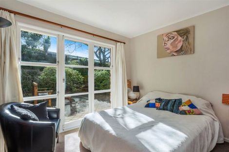 Photo of property in 99 Lake Crescent, Hamilton Lake, Hamilton, 3204