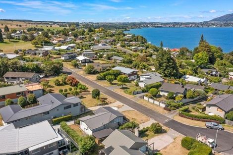 Photo of property in 2/12 Isobel Street, Acacia Bay, Taupo, 3330