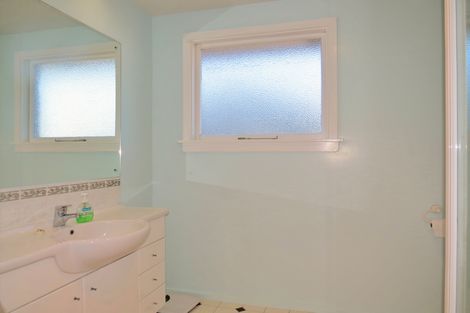 Photo of property in 26 Denise Crescent, Hornby, Christchurch, 8042