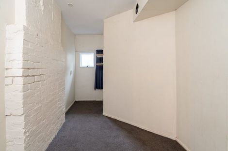 Photo of property in 76a Kelburn Parade, Kelburn, Wellington, 6012