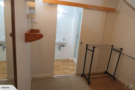 Photo of property in 2 Windy Ridge Road, Glenfield, Auckland, 0629