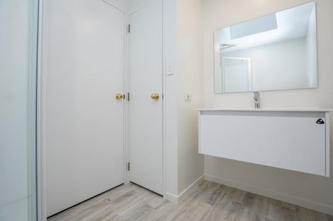 Photo of property in 68 Thackeray Place, Waltham, Christchurch, 8023