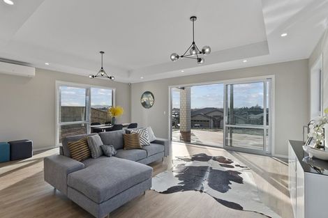 Photo of property in 28 Rose Berry Crescent, Flagstaff, Hamilton, 3210