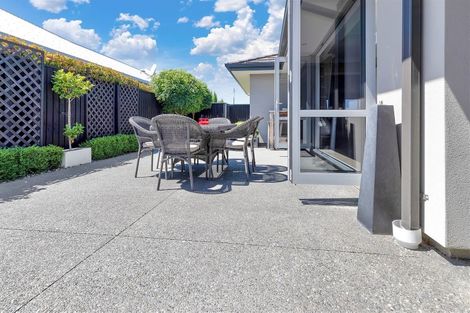 Photo of property in 23 Churchill Drive, Rangiora, 7400