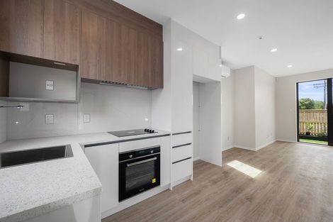 Photo of property in 4/88 Gloria Avenue, Te Atatu Peninsula, Auckland, 0610