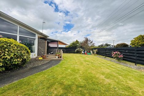 Photo of property in 325 Cambridge Avenue, Ashhurst, 4810