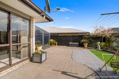 Photo of property in 9 Barry Curtis Place, Levin, 5510