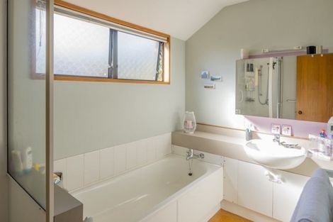 Photo of property in 46a Seddon Street, Waikanae, 5036